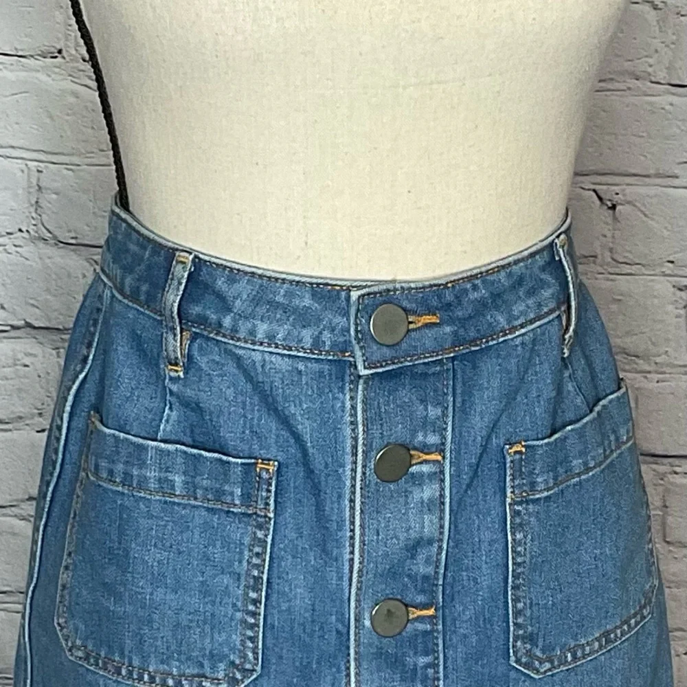 LOFT Outlet Button Front Denim Skirt Closure Raw Hem Cotton 6
